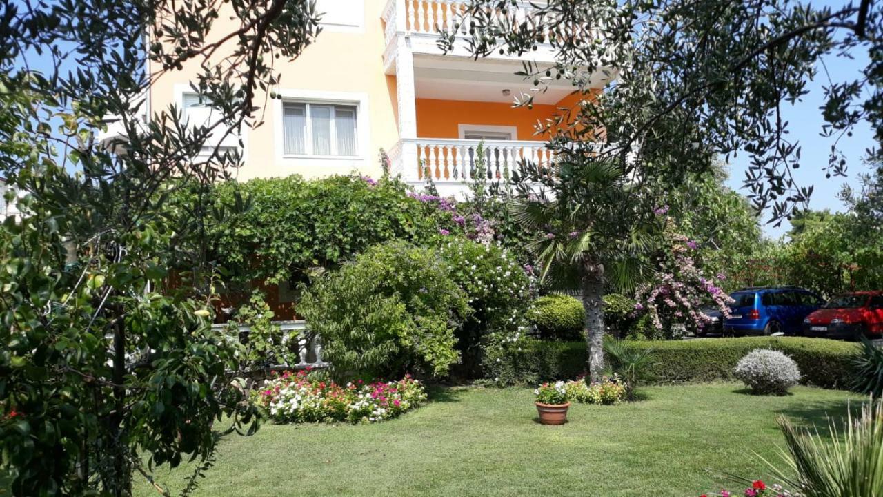 Apartmani Seka Vodice Buitenkant foto